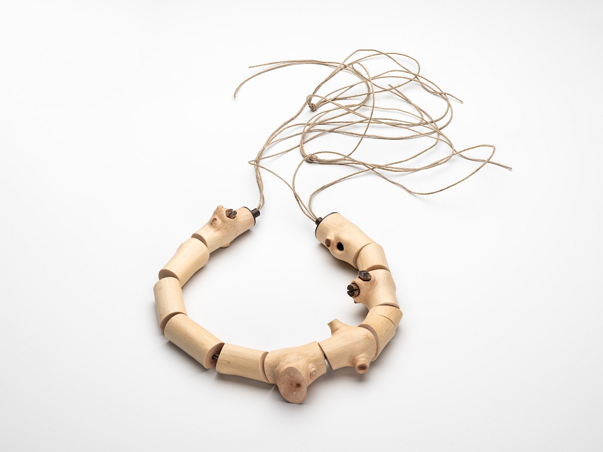 necklace out of maplewood with silver 925 an thread